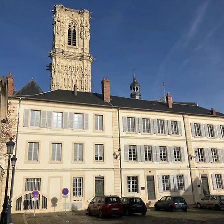 La Chapelle, Les Suites Du Palais, L'Unique 5 Etoiles De Nevers, Suite D'Exception, By Primo C0Nciergerie Eksteriør billede