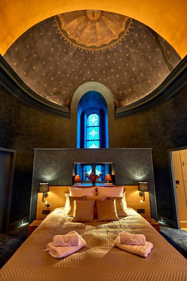 La Chapelle, Les Suites Du Palais, L'Unique 5 Etoiles De Nevers, Suite D'Exception, By Primo C0Nciergerie Eksteriør billede