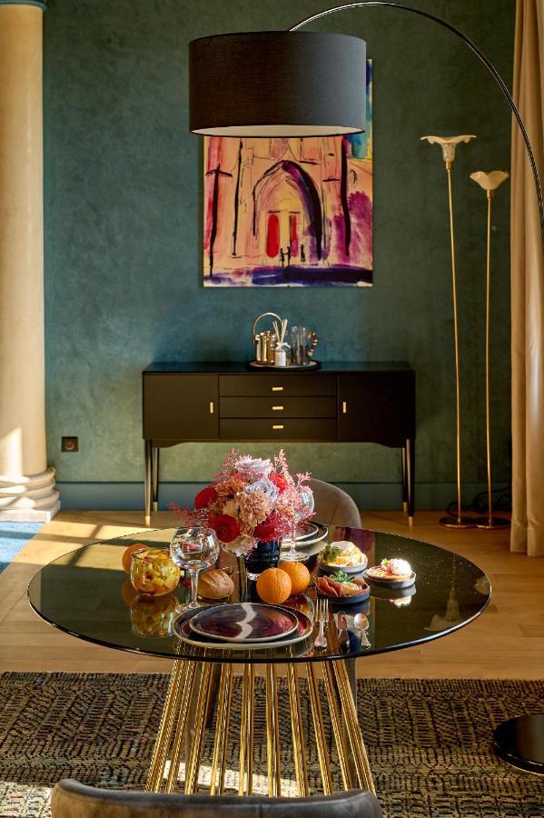La Chapelle, Les Suites Du Palais, L'Unique 5 Etoiles De Nevers, Suite D'Exception, By Primo C0Nciergerie Eksteriør billede