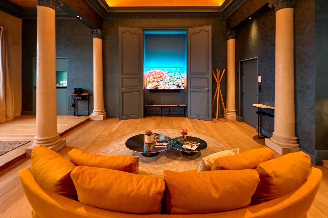 La Chapelle, Les Suites Du Palais, L'Unique 5 Etoiles De Nevers, Suite D'Exception, By Primo C0Nciergerie Eksteriør billede