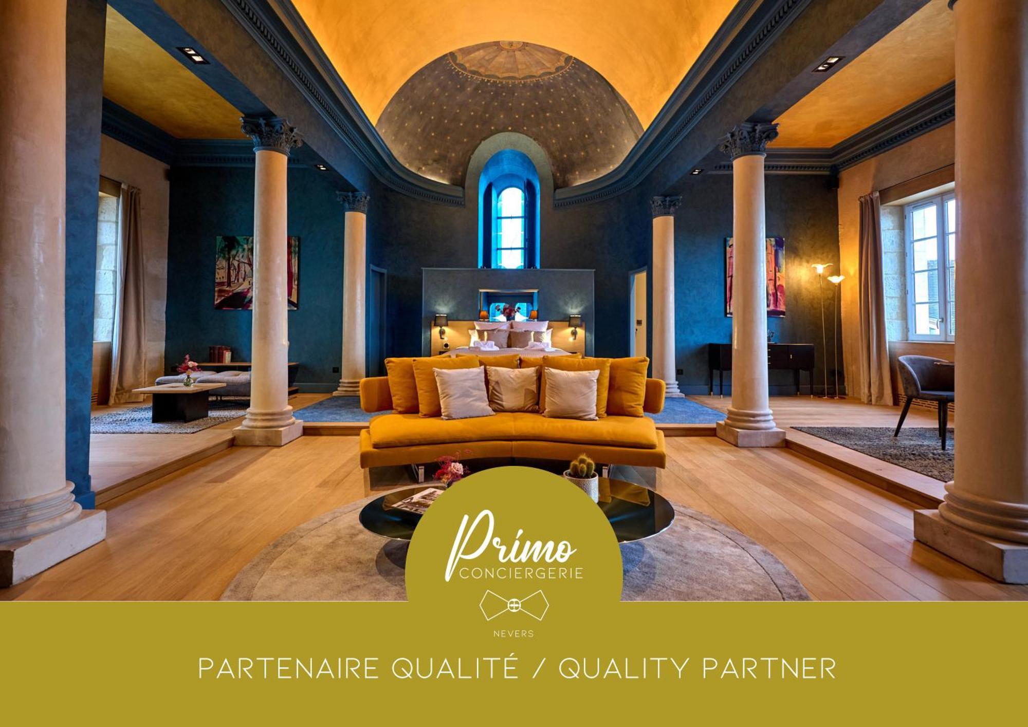 La Chapelle, Les Suites Du Palais, L'Unique 5 Etoiles De Nevers, Suite D'Exception, By Primo C0Nciergerie Eksteriør billede