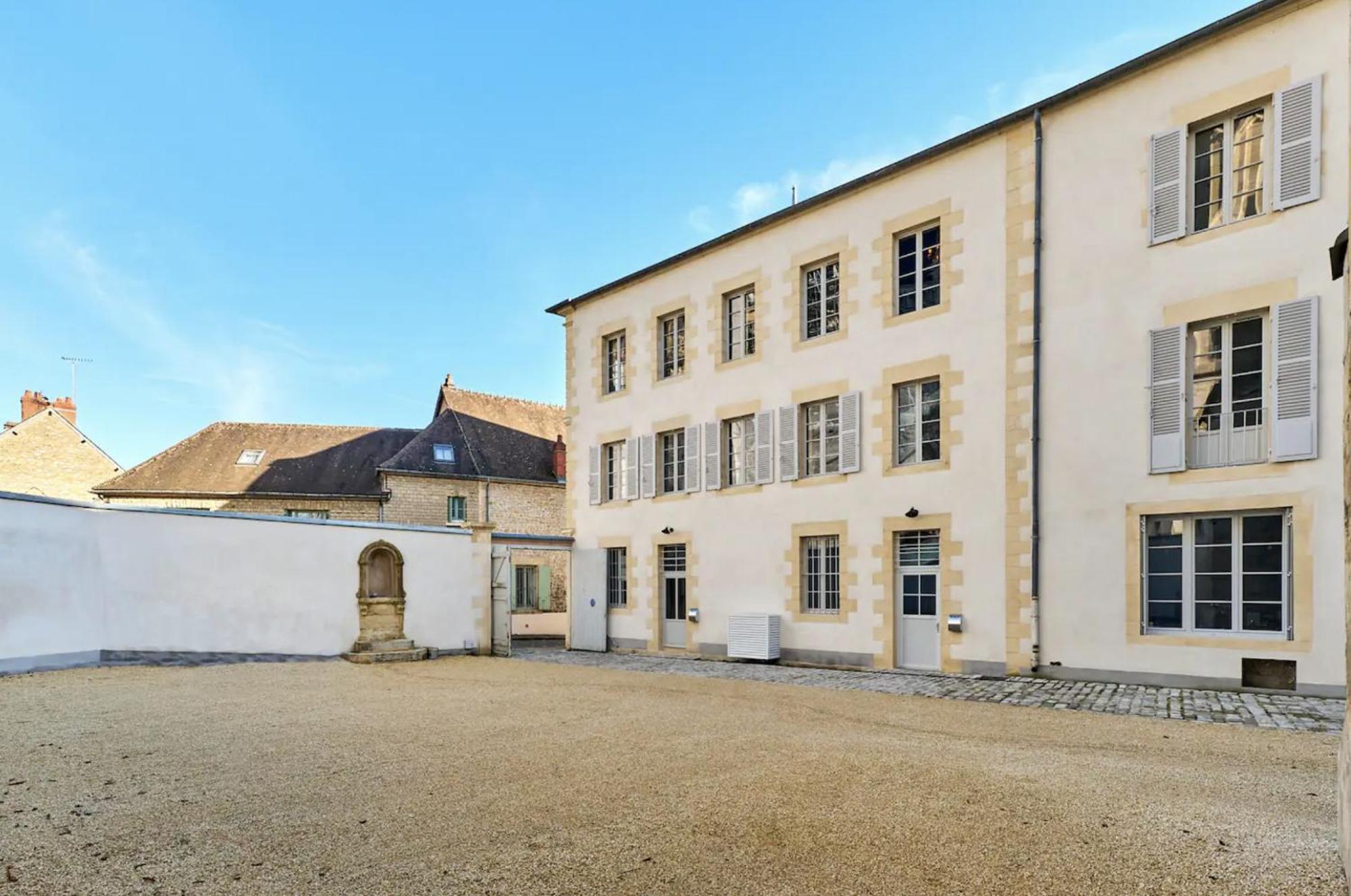 La Chapelle, Les Suites Du Palais, L'Unique 5 Etoiles De Nevers, Suite D'Exception, By Primo C0Nciergerie Eksteriør billede